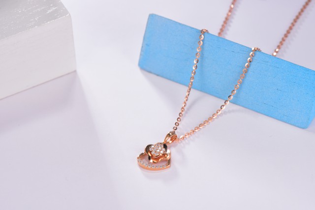 情人节送女朋友什么礼物好，心意很重要