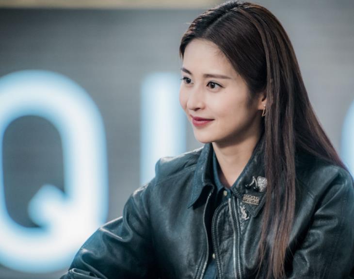 37岁郑元畅又一偶像剧来袭，女主是甜美女神，般配度不输林依晨