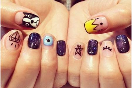 2020最流行美甲新款式图片,女生的指尖也需要化妆