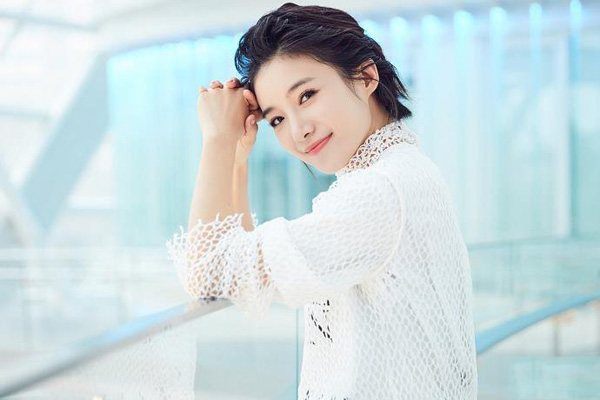 主持人大赛文艺类冠军是谁 蔡紫夺冠实至名归