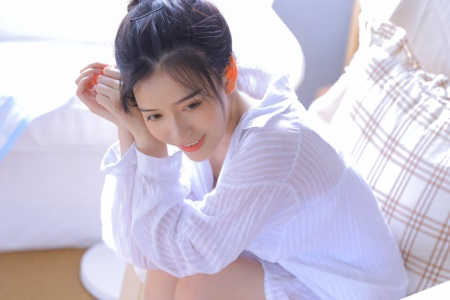 口述和女友第一次接触 还没开始她的精华液就很多