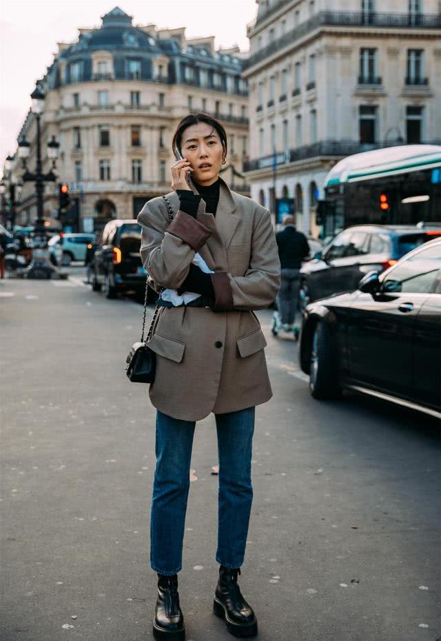 大表姐刘雯维密台下没有明星架子，随意放飞的穿搭也美到爆