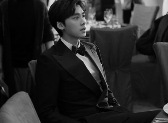 关晓彤节目中承认,如果31岁的他追求自己,她会毫不犹豫同意?