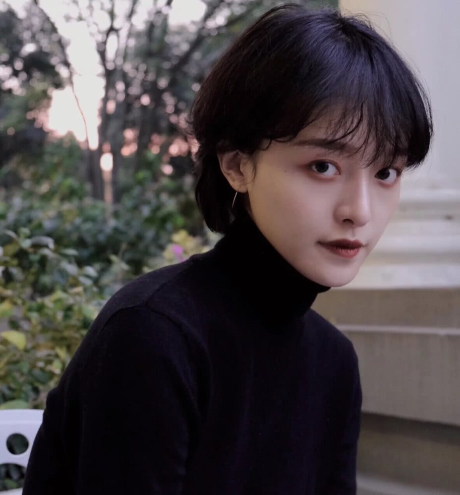 齐耳短发已经是2020流行款,时髦减龄还显脸小