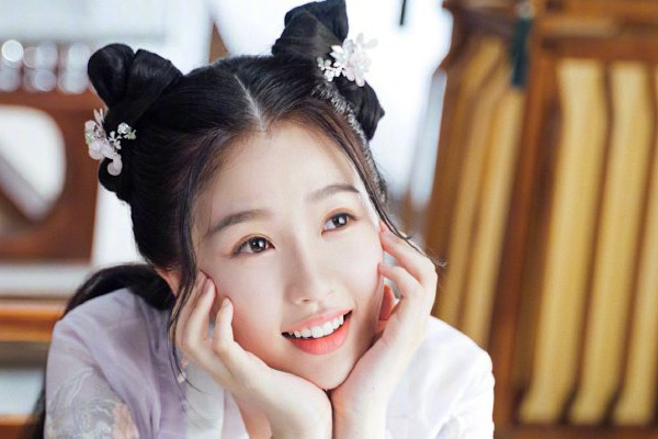 少主且慢行改编自什么小说 少女田三七性格开朗惹人爱