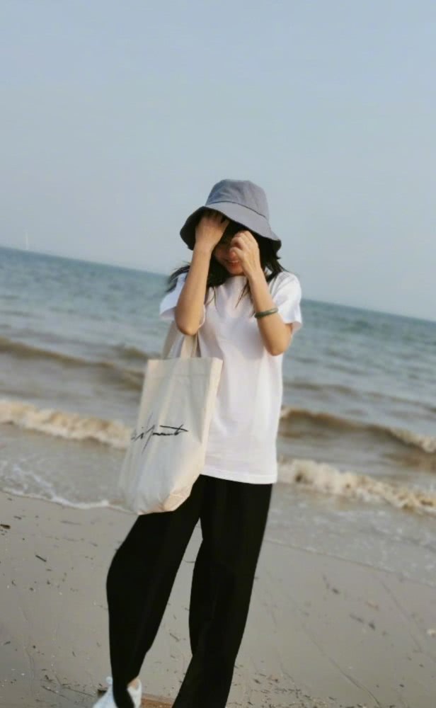 谭松韵彻底大变样,瘦出网红脸没了以前的灵气