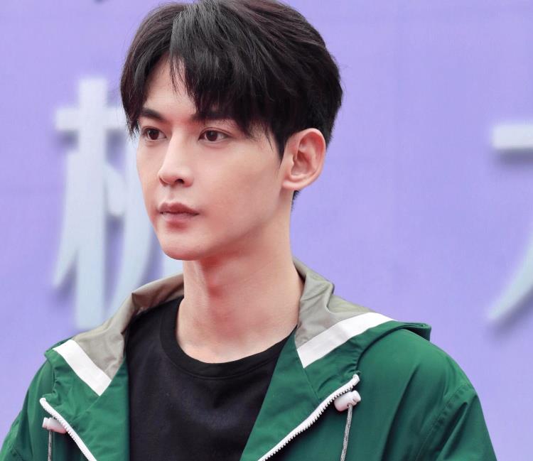 “傅沛”又一甜宠剧来袭,女主甜美度不输邢菲,男二还是熟悉的他