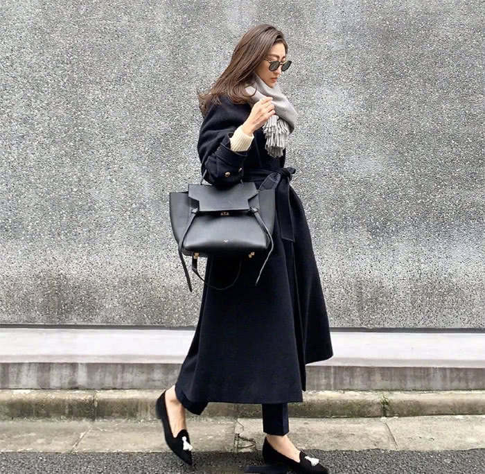 2020流行“单鞋冬穿”，再配上大衣简直美翻了