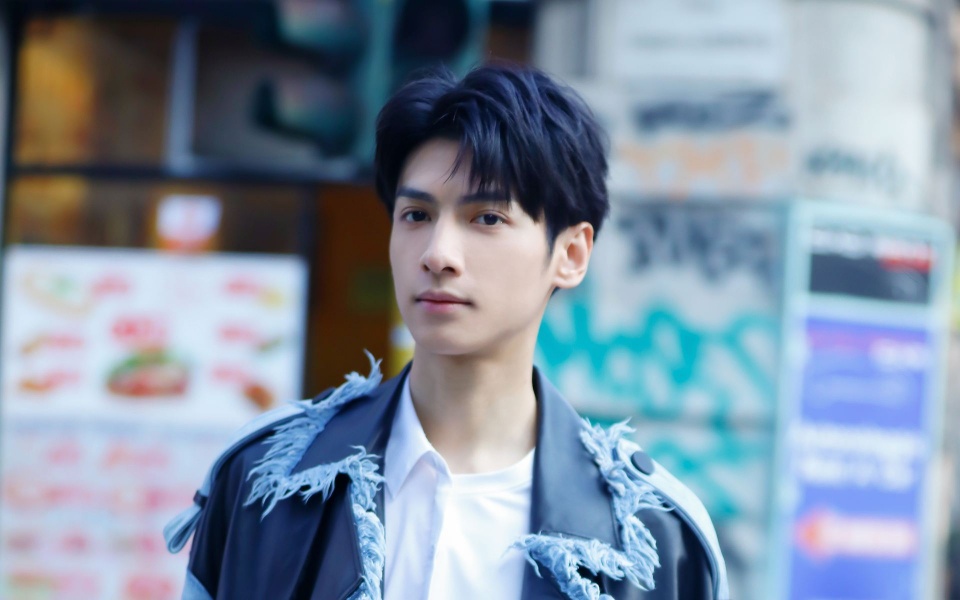 肖战迪丽热巴有合作机会吗?宋威龙有女友?倪妮发展不如周冬雨