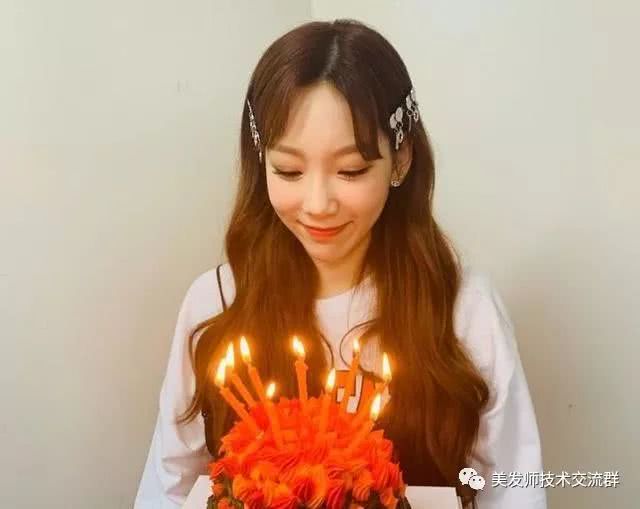 2020最新发型图片,情人节浪漫气质卷发,3个必学卷发技巧