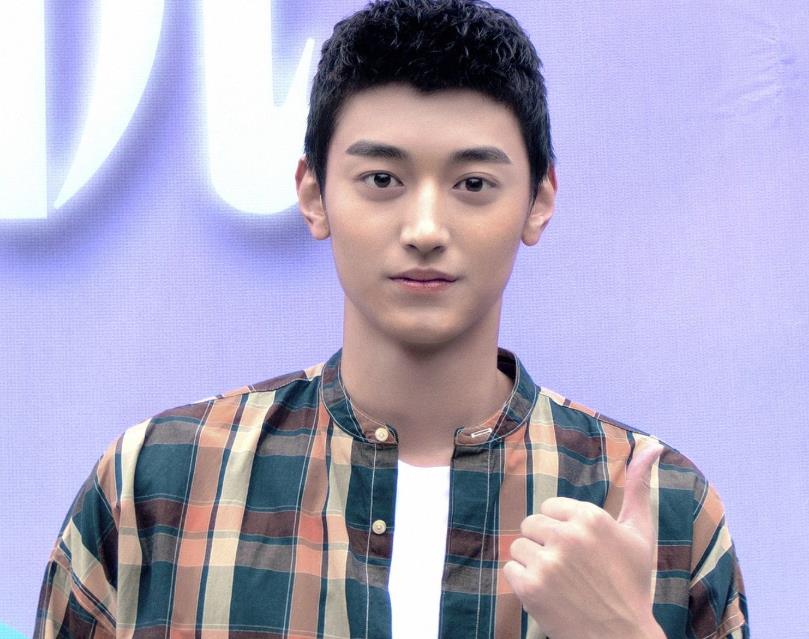 “傅沛”又一甜宠剧来袭,女主甜美度不输邢菲,男二还是熟悉的他