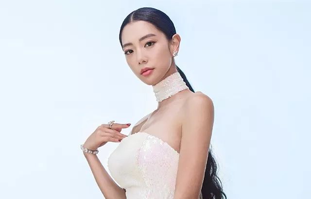 曾被赞亚洲第一美女，今发声给中国加油！粉丝：人美心善