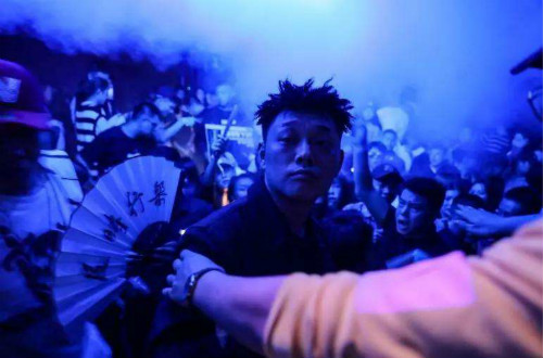 董宝石野狼disco抄袭是真的吗 野狼disco伴奏原作者是谁