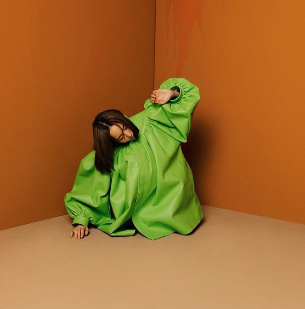 张钧甯换新发型,齐肩短发摩登时髦,画风怪异一般人看不懂