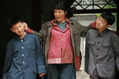 大小陶红同名不同命，一个事业家庭双丰收，一个51岁仍单身