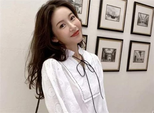 张子萱生二胎 陈赫衣服细节意外曝光二胎性别