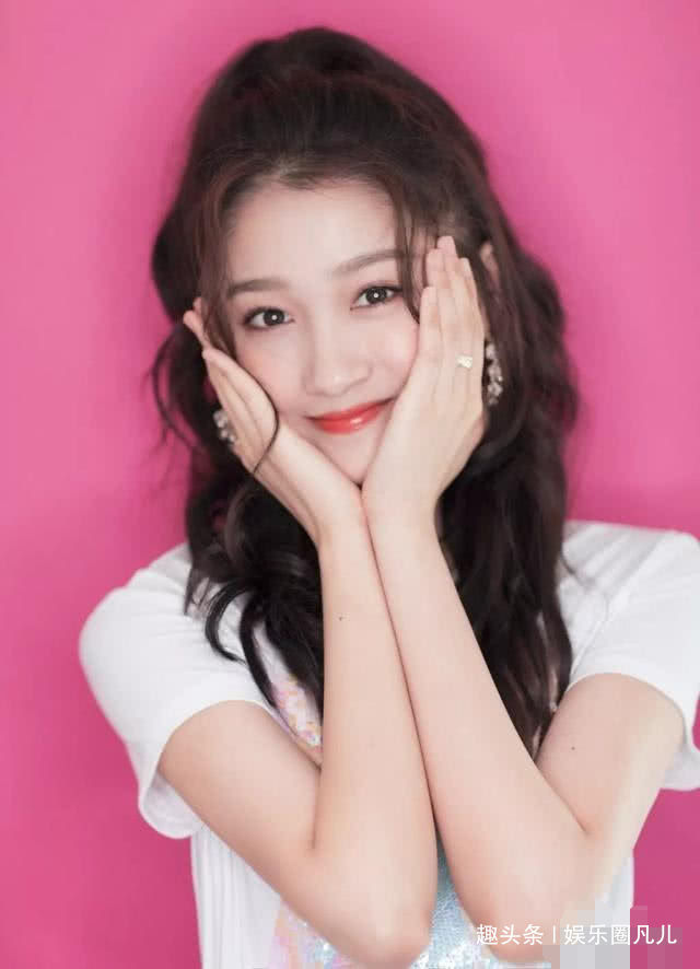 关晓彤最大的竞争对手回来了，真正的国民闺女，连杨紫都让她三分