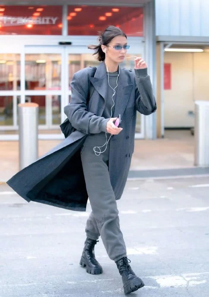 大衣越来越时髦！今年流行的外套，长大衣气场十足