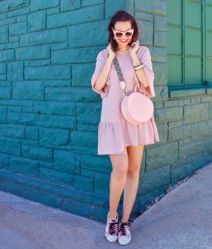 时下复古风流行的圆形包，美出不一样的你！