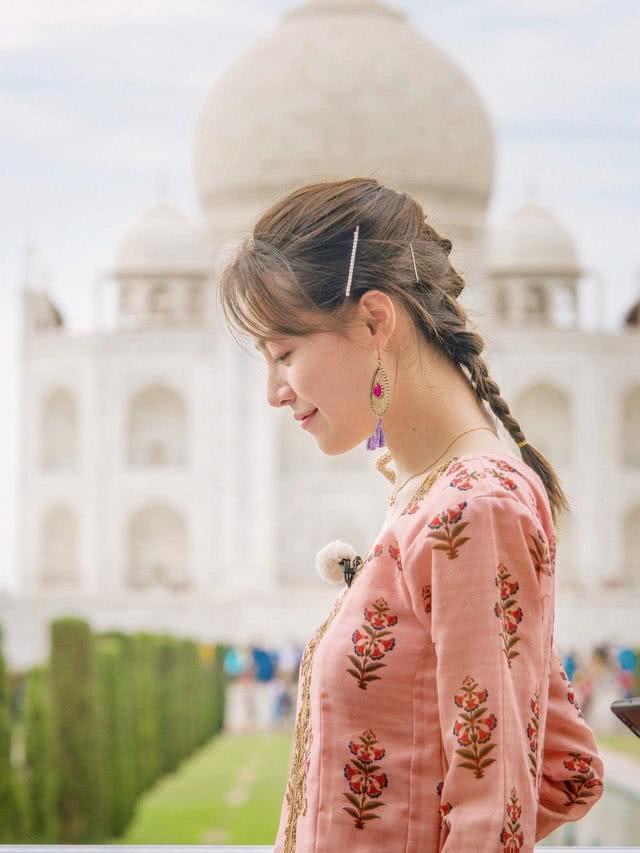 钟楚曦开穿搭新脑洞，身材颜值没得说，绝对是个宝藏女孩了