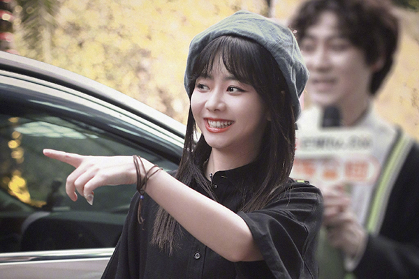 谭松韵为什么要发表声明 因主演锦衣之下火了却也一直承受骂名