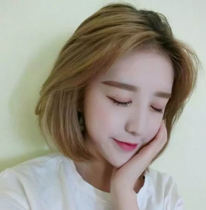 复古日系减龄短发大合辑，总有一款是你喜欢的