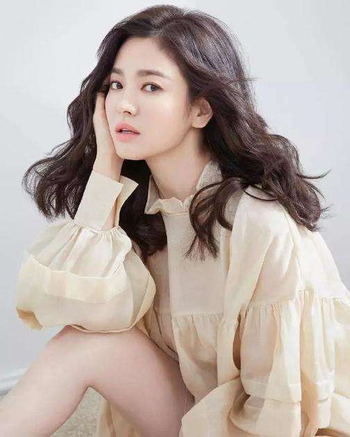 曝宋慧乔喜结新欢,男方外貌地位远超宋仲基,女神真了不起