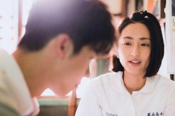 想见你陈韵如假扮黄雨萱是怎么回事 却还是被李子维发现了