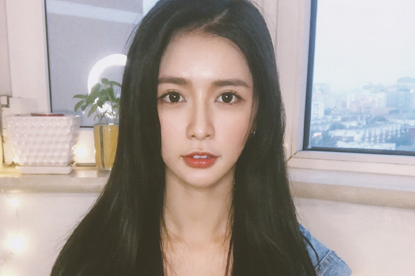 青春有你2蔡卓宜结过婚吗 被曝已经和马来西亚富豪离婚