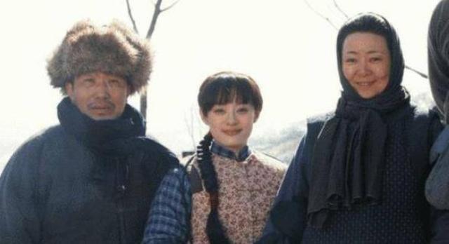 他是知名一级演员,4岁就和妻子相识,结婚35年没有出现过绯闻