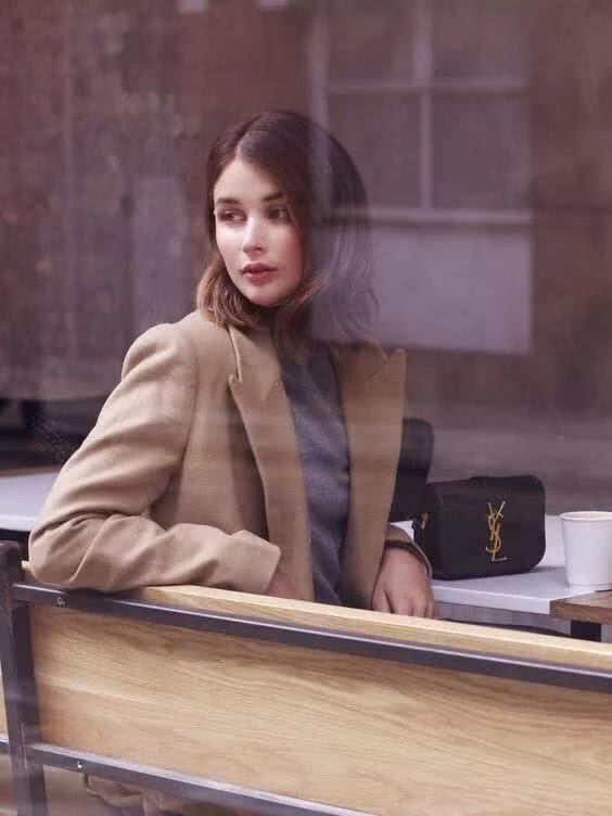 这3款发型超显气质，特别是第1款，风情万种民国范！