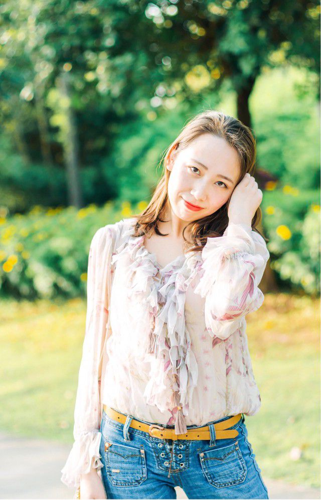 牛仔裤和什么衣服搭配，这样搭配更好看