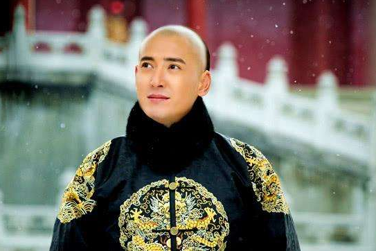 人称横店一哥，锦衣之下、决胜法庭两剧让他成春节期间最火的人