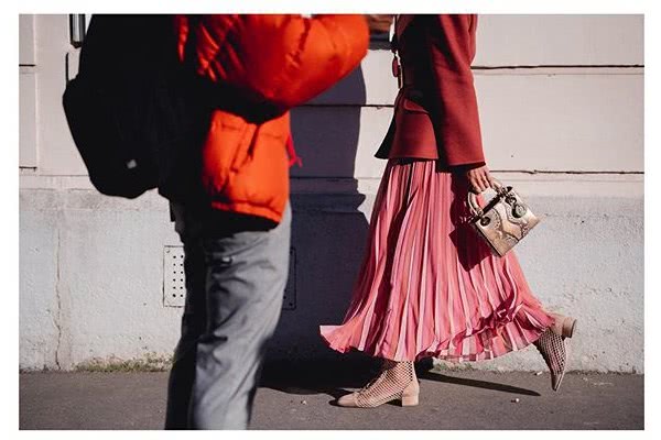 6款超长半身裙样式推荐，矮个子女生也能轻松驾驭！