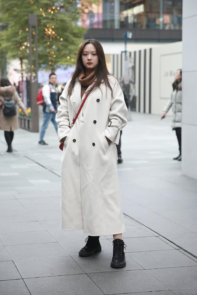 国内街拍 2020早春大衣流行这款，千万码住别错过