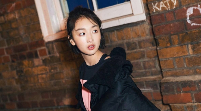 周冬雨获香港导协奖最佳女主角 周冬雨接连拿下大奖远超同龄小花