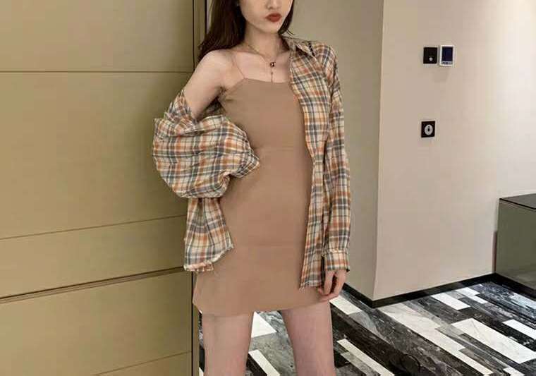 从去年火到今年的“渣女裙”,穿上真是又纯又欲