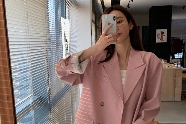 网红张大奕的公司上市了吗 全国首个网红巾帼联盟在杭成立