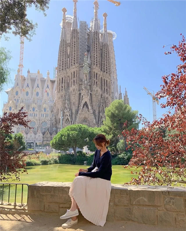 2020春天流行这样新搭配，时髦显瘦还洋气！