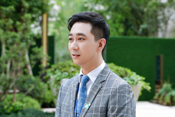 安家王子健和朱闪闪什么时候在一起的 男友力爆发英雄救美