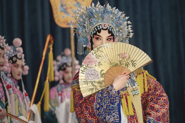 商细蕊和师姐是怎么回事 鬓边不是海棠红整部剧都没人敢和他做对