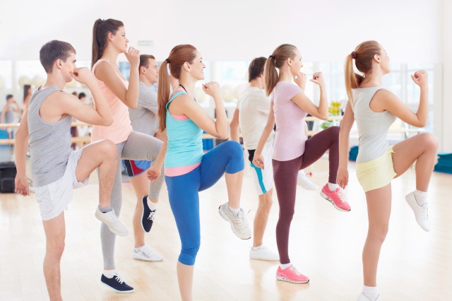 室内有氧运动减肥法,6种运动助你轻松减肥