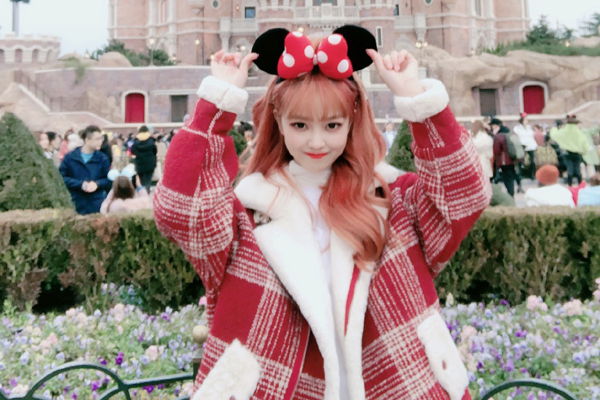 抖音苓妹妹真名叫什么 网红女神颜值在线长相甜美