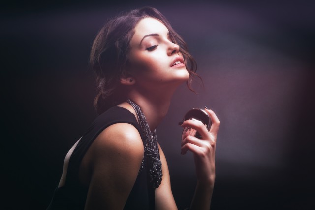 婚姻里，聪明的女人从不把这三样东西交给男人，只有傻女人才会给