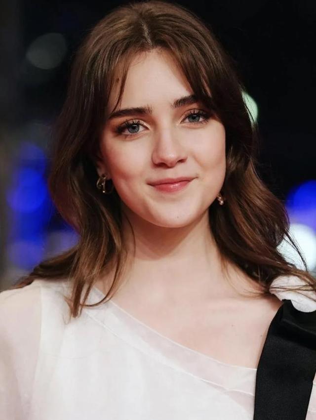 新一代神颜出来了？完全长在我的审美上，超近镜头怼脸也不怕！