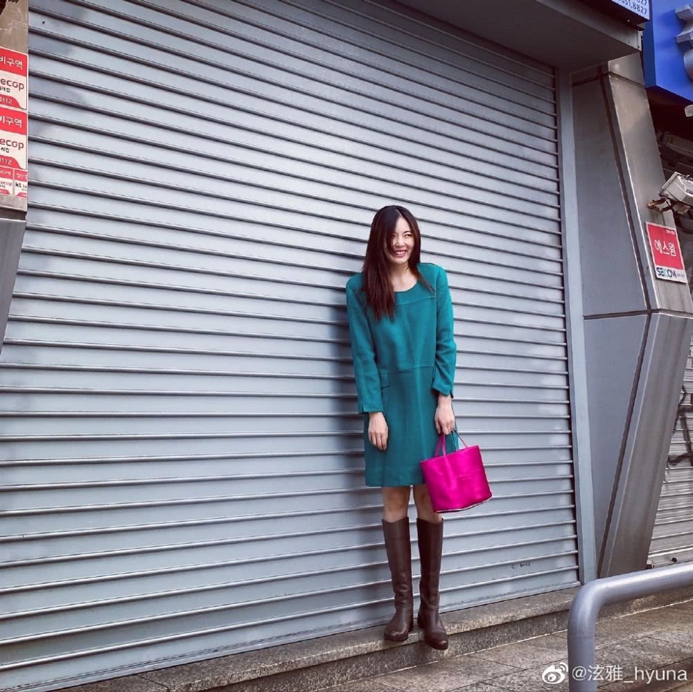 2020流行泫雅的“膝下靴”，显瘦显腿长一流