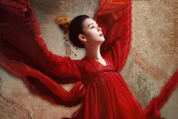 无心法师3岳绮罗和青鸾是同一个人吗 前生竟是柳家姐弟二合一