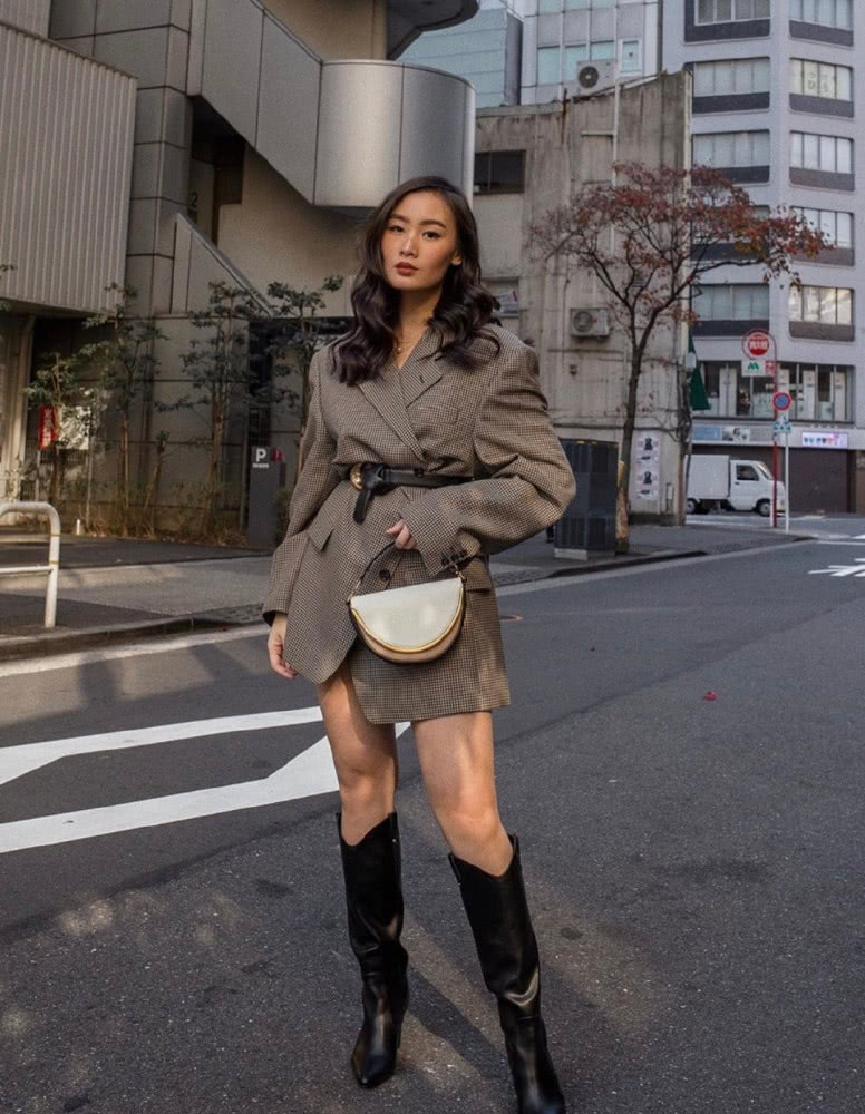 身高只有158CM腿还粗的时尚博主，却靠穿搭火出圈