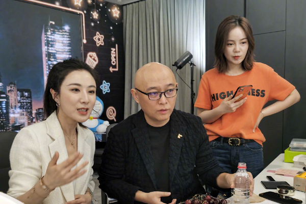 薇娅在哪个平台直播 不仅带货如今还卖起房来了