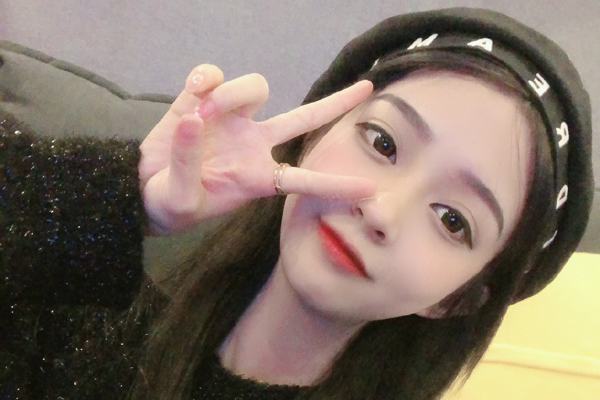 抖音苓妹妹真名叫什么 网红女神颜值在线长相甜美